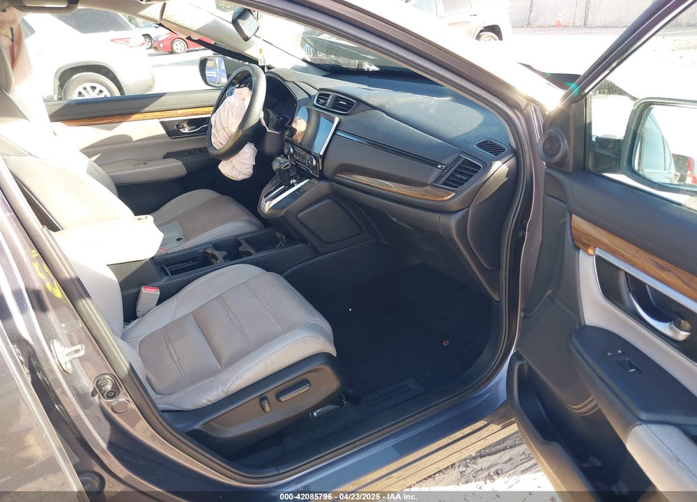 2018 HONDA CR-V VIN: 5J6RW2H86JL011560