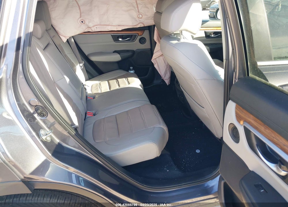 2018 HONDA CR-V VIN: 5J6RW2H86JL011560