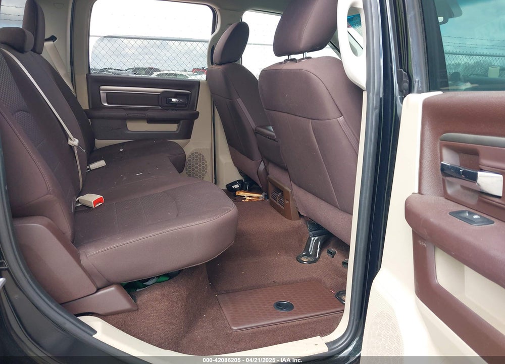 2016 RAM 1500 VIN: 1C6RR7LG3GS406553