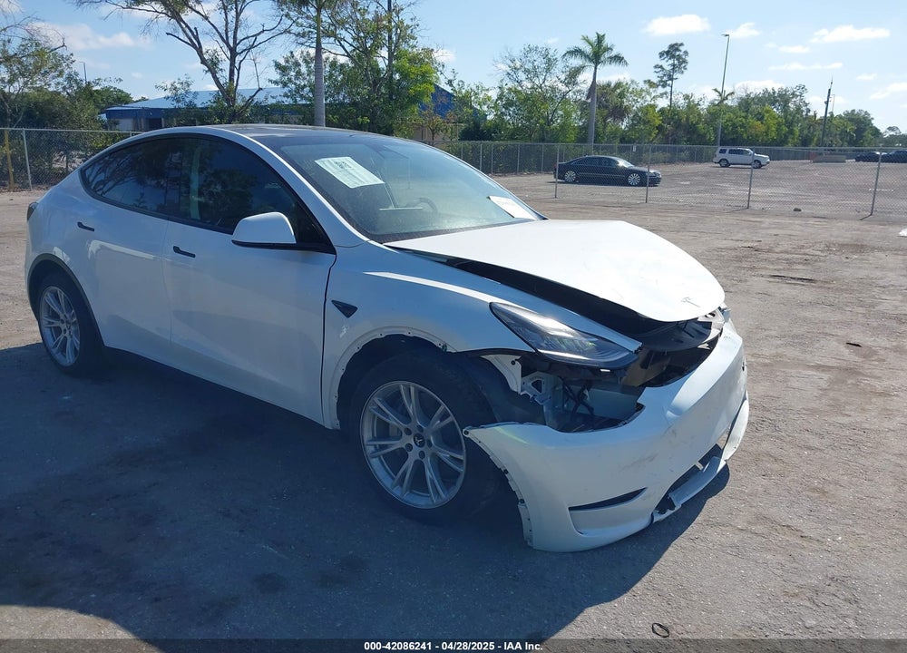 2023 TESLA MODEL Y AWD/LONG RANGE DUAL MOTOR ALL-WHEEL DRIVE VIN: 7SAYGAEE7PF588681