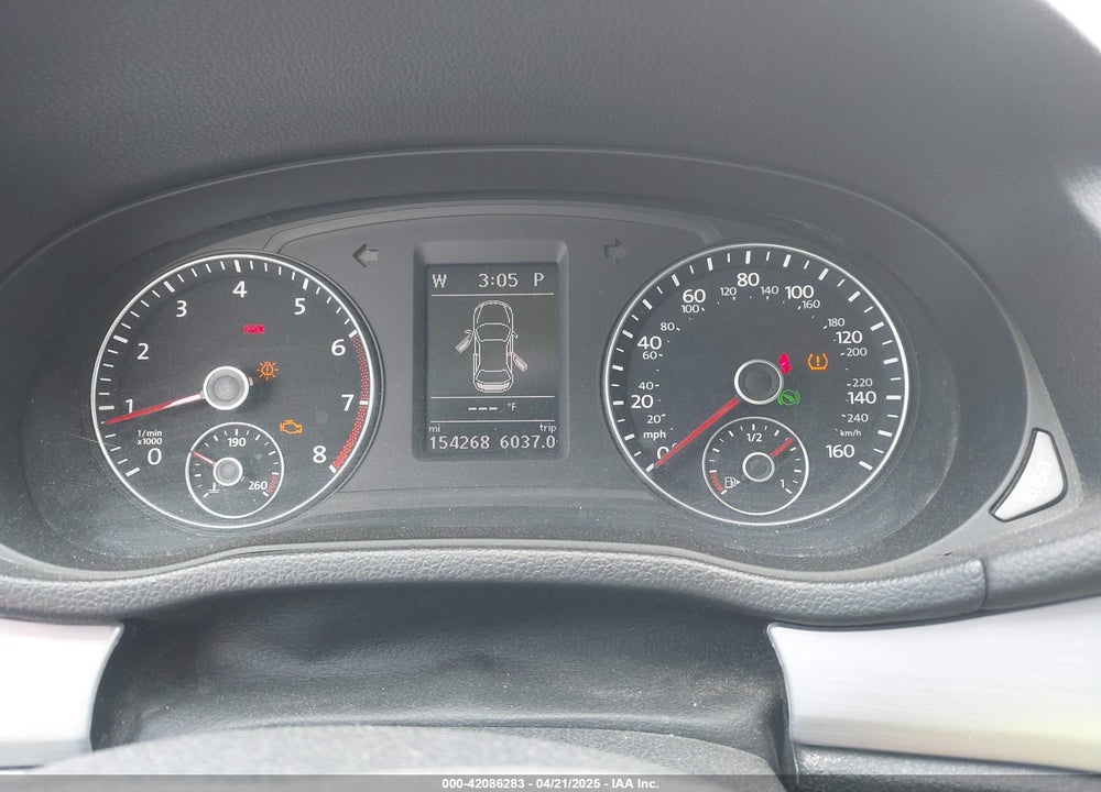 2013 VOLKSWAGEN PASSAT VIN: 1VWBP7A36DC116035