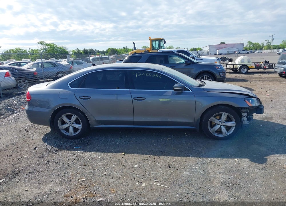 2013 VOLKSWAGEN PASSAT VIN: 1VWBP7A36DC116035
