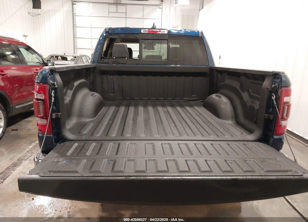 2020 RAM 1500 VIN: 1C6SRFJT2LN212021
