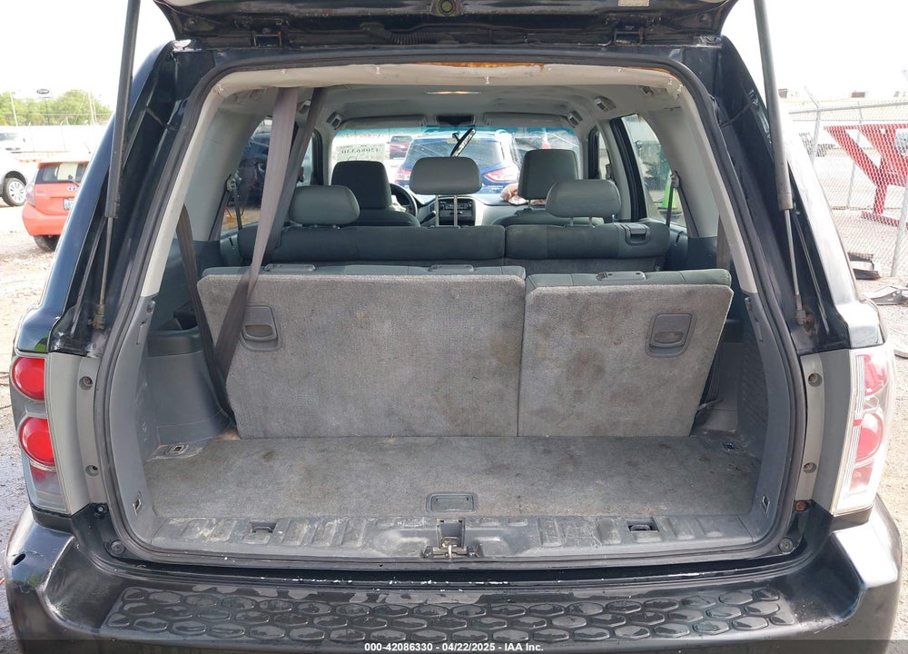 2007 HONDA PILOT VIN: 5FNYF28177B015729