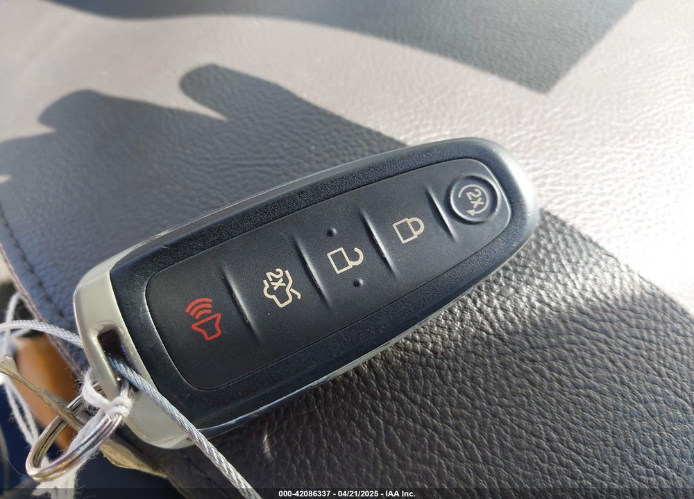 2013 LINCOLN MKX VIN: 2LMDJ6JK1DBL48122