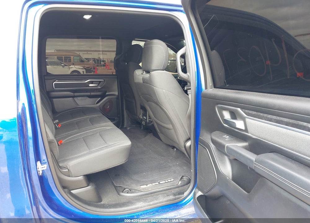 2019 RAM 1500 BIG HORN/LONE STAR 4X4 5'7 BOX VIN: 1C6RRFFG5KN755405