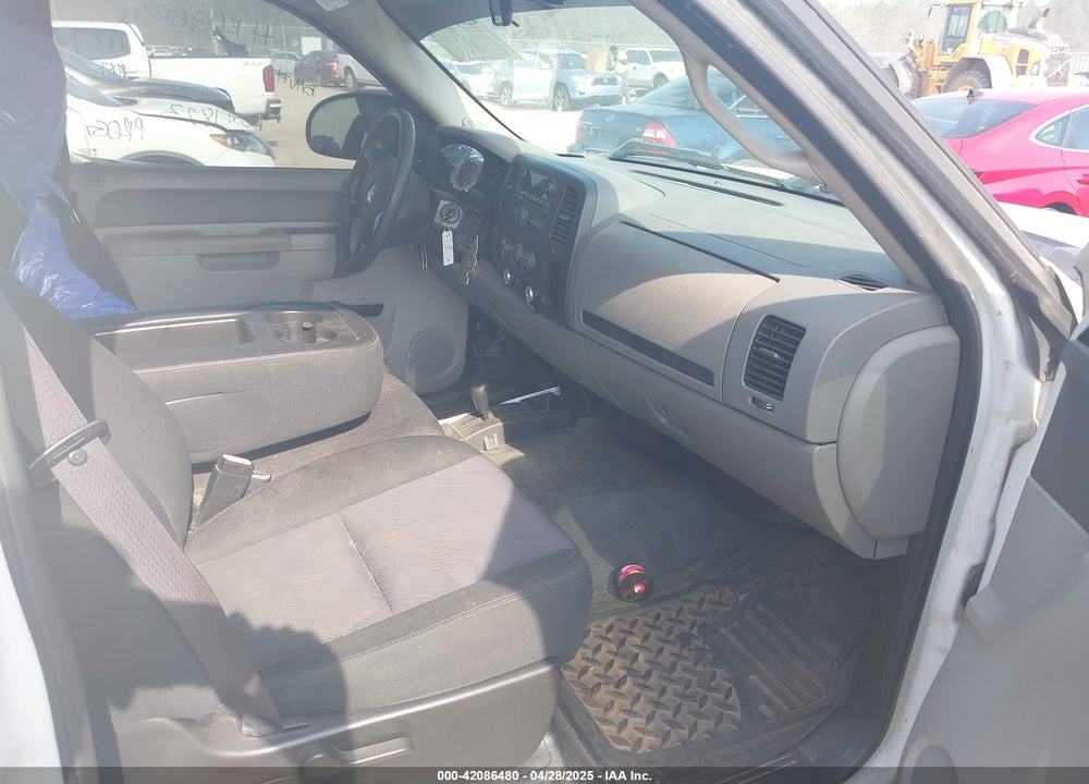 2010 CHEVROLET SILVERADO 1500 VIN: 1GCPKPEA6AZ225653