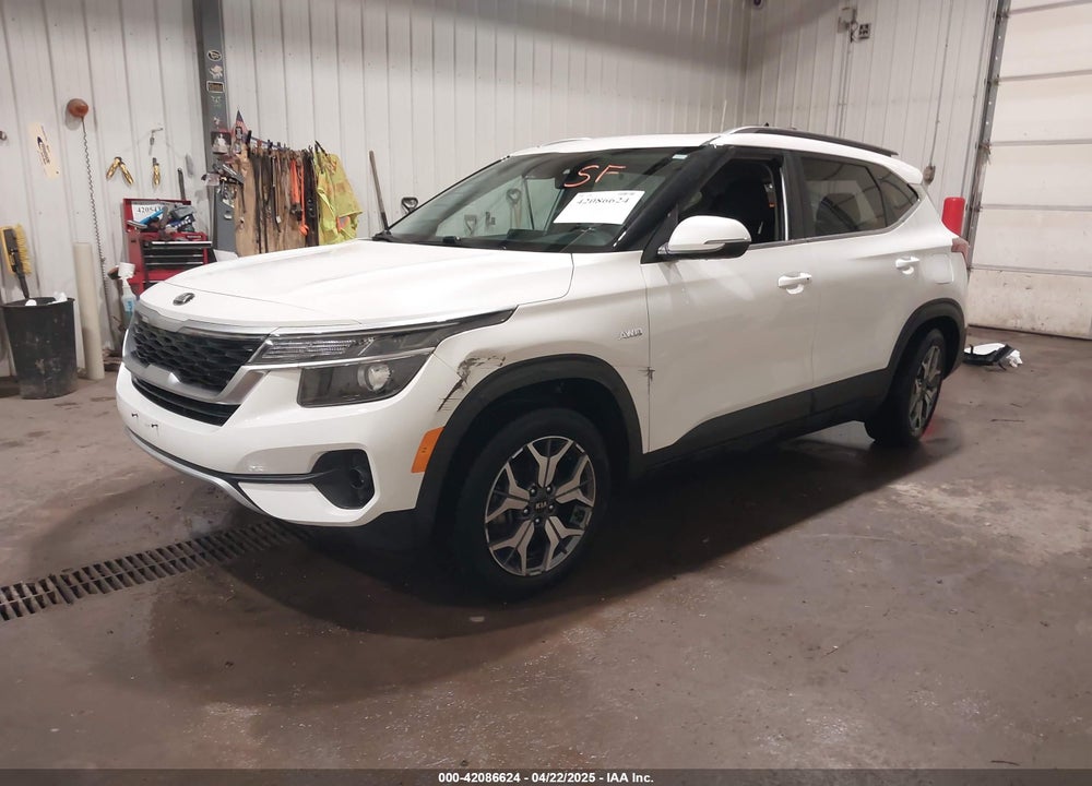 2021 KIA SELTOS VIN: KNDERCAA8M7140850
