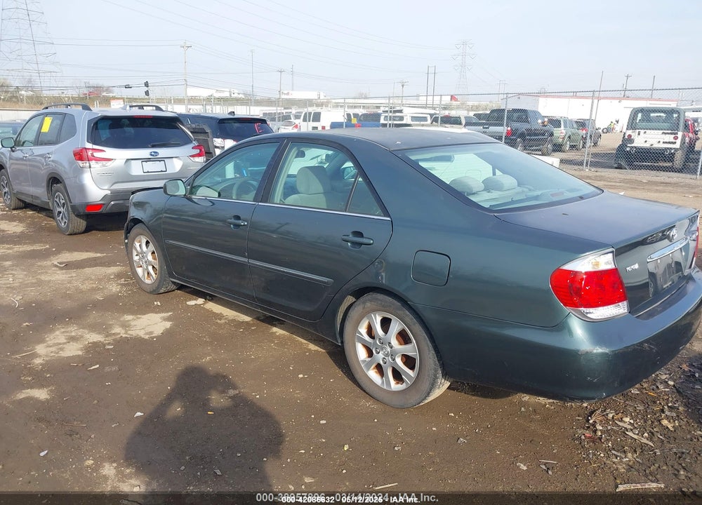 2005 TOYOTA CAMRY XLE VIN: 4T1BE32K05U071625