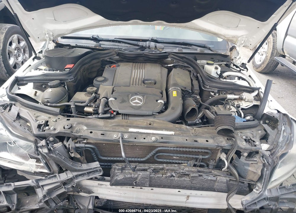 2013 MERCEDES-BENZ C CLASS VIN: WDDGJ4HB5DG040733