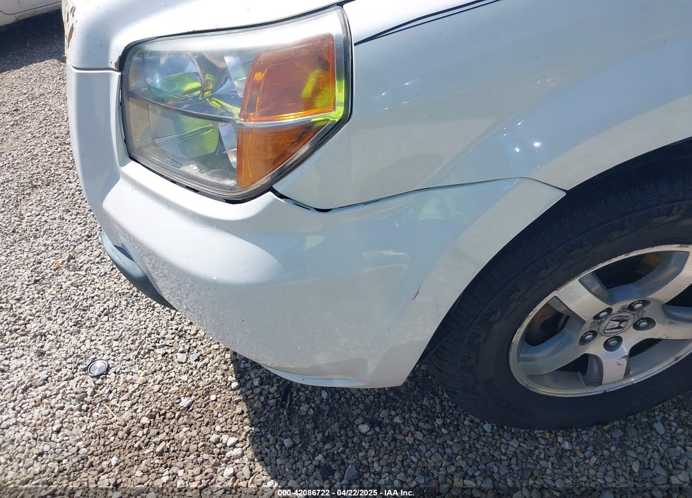 2006 HONDA PILOT VIN: 2HKYF18466H532752