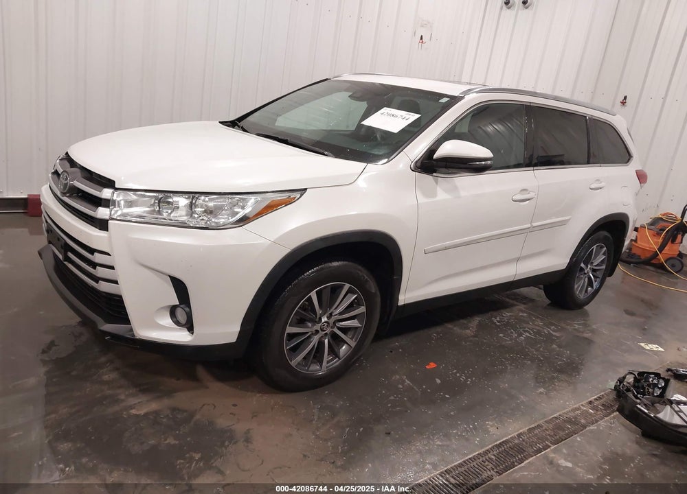 2019 TOYOTA HIGHLANDER VIN: 5TDJZRFH9KS616954