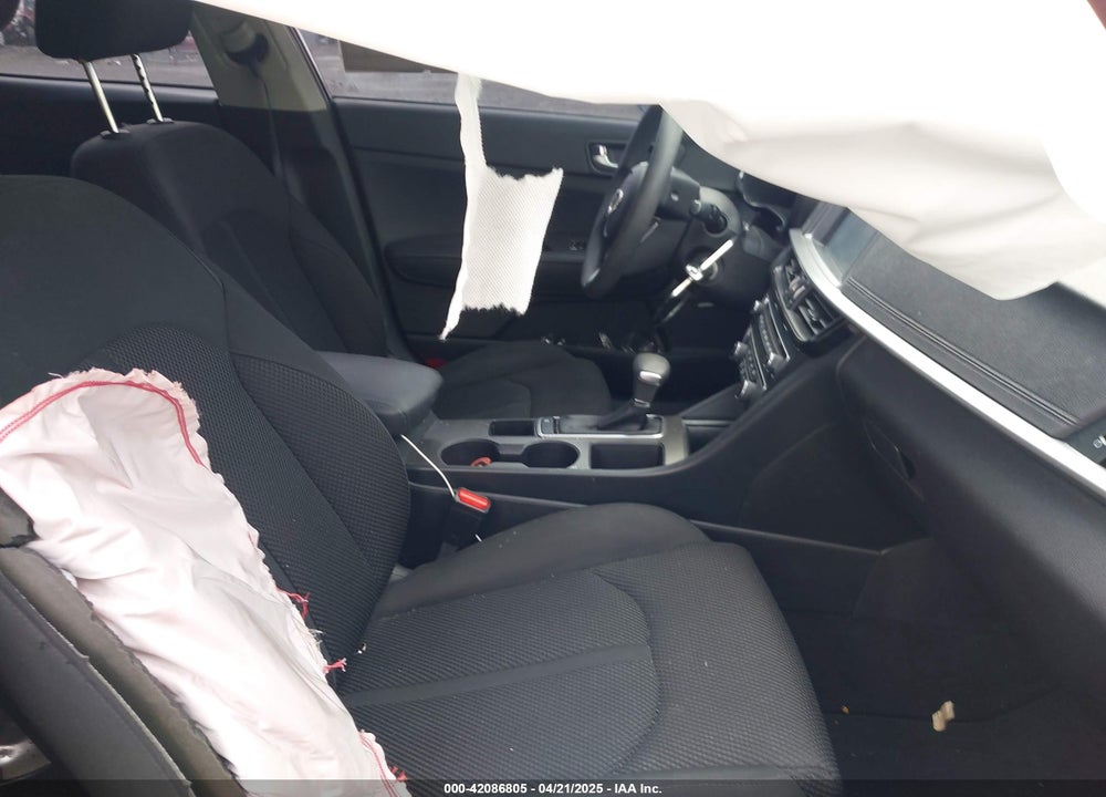 2020 KIA OPTIMA VIN: 5XXGT4L38LG425102