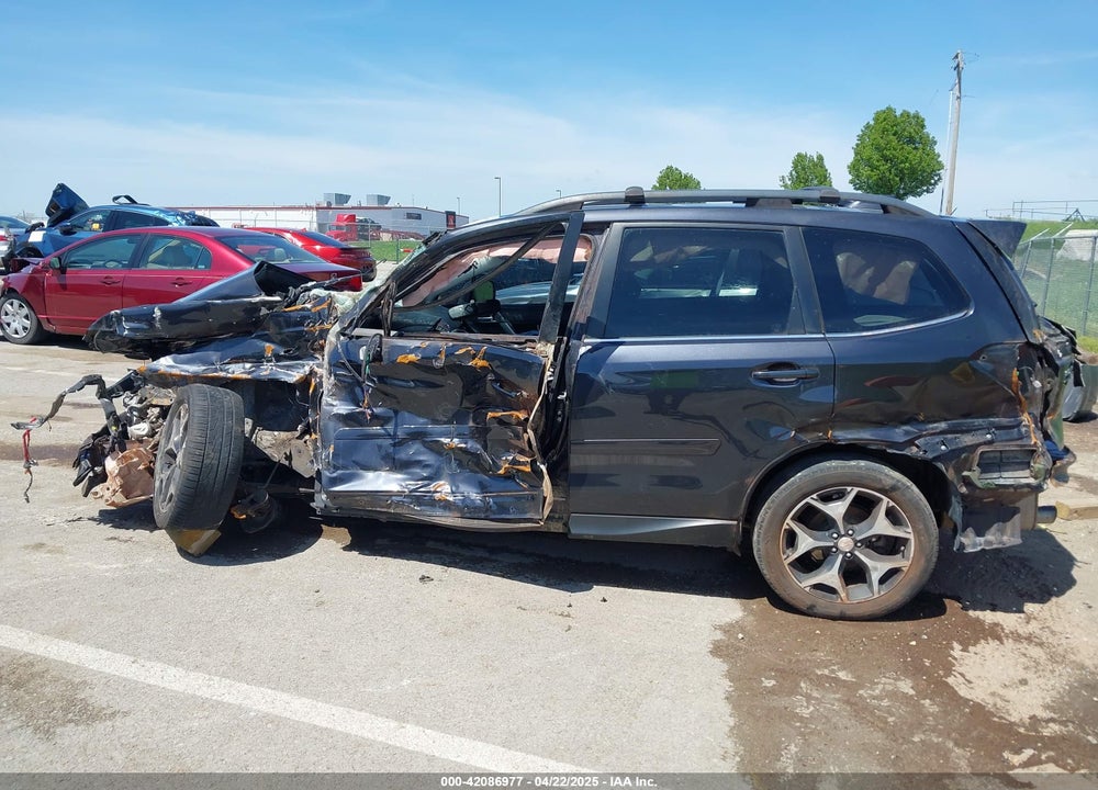 2016 SUBARU FORESTER VIN: JF2SJGDC8GH533410