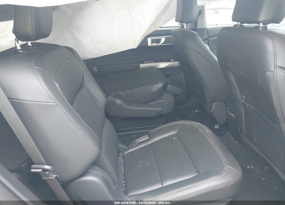 2023 FORD EXPLORER XLT VIN: 1FMSK7DH7PGC25301