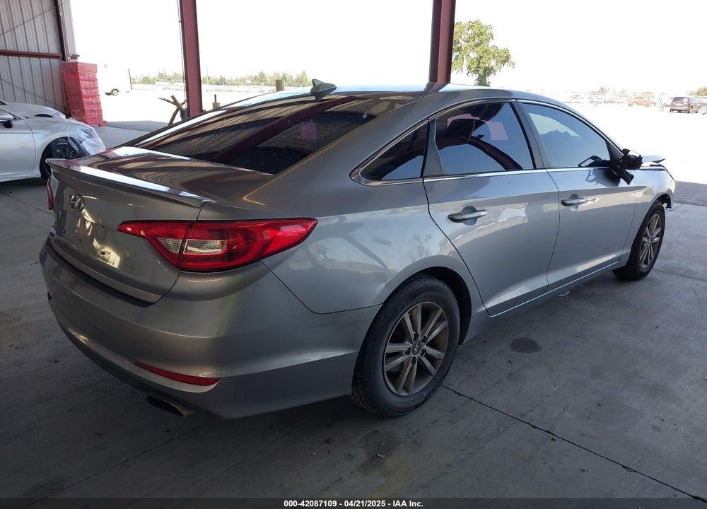 2017 HYUNDAI SONATA VIN: 5NPE24AF6HH527968