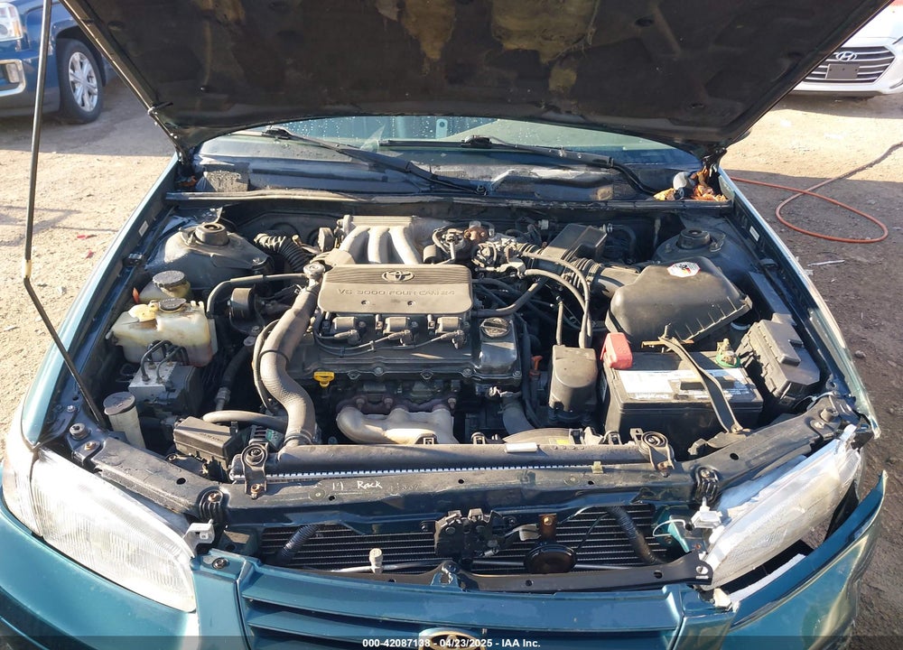 1998 TOYOTA CAMRY VIN: 4T1BF28K3WU050896