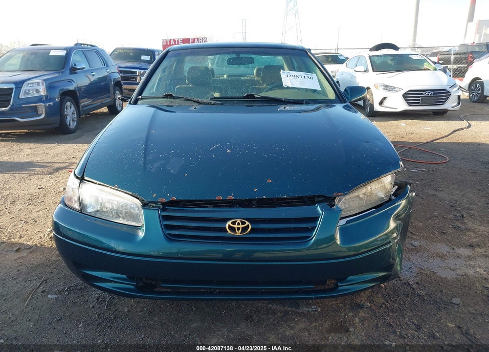 1998 TOYOTA CAMRY VIN: 4T1BF28K3WU050896