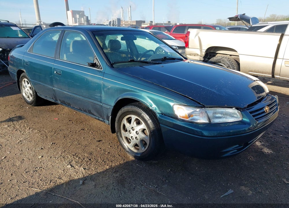 1998 TOYOTA CAMRY VIN: 4T1BF28K3WU050896