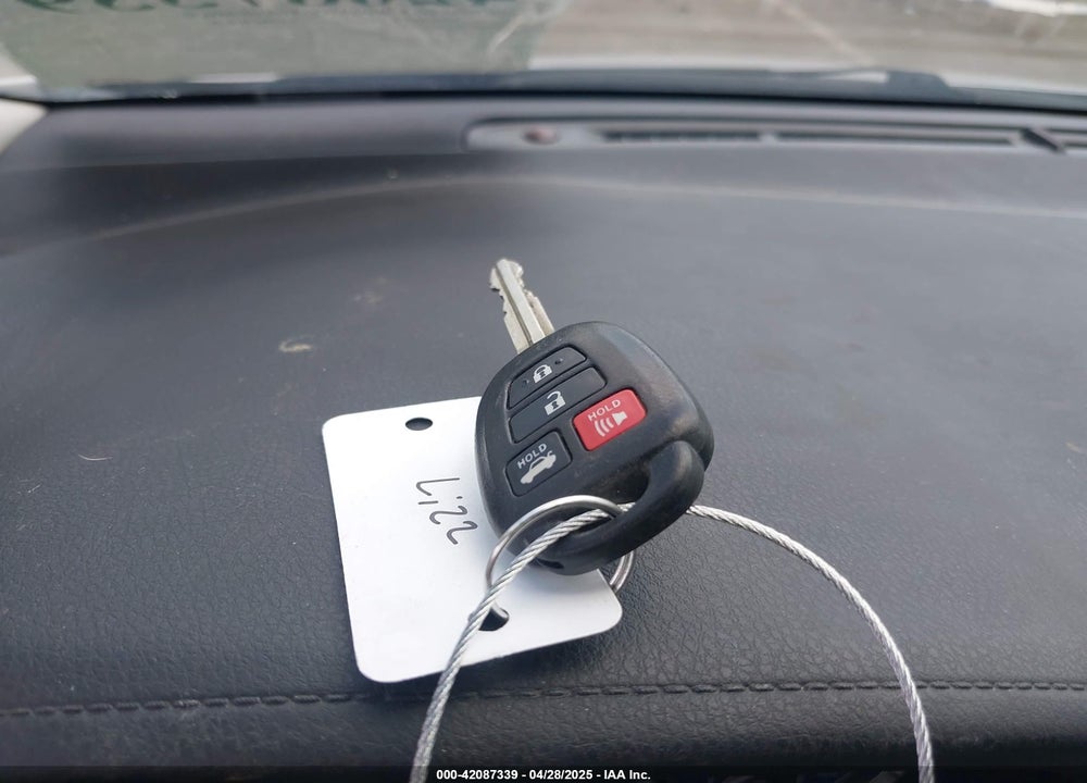 2019 TOYOTA COROLLA VIN: 2T1BURHEXKC143368