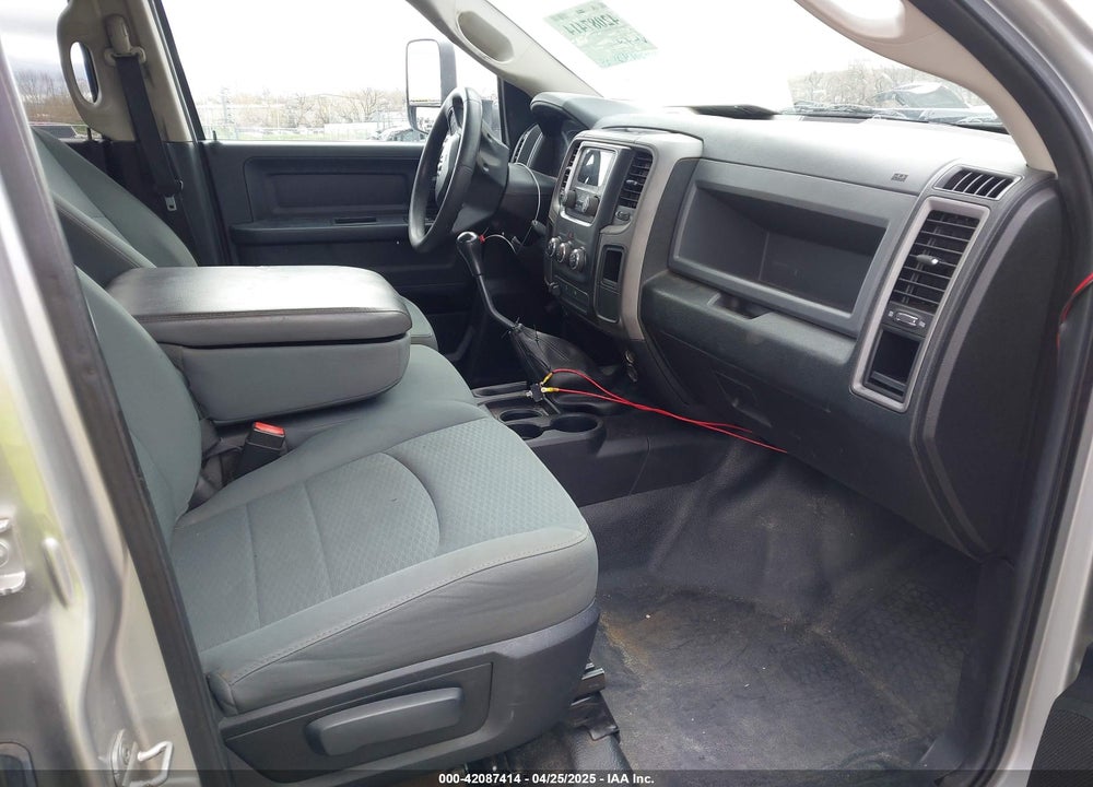 2014 RAM 3500 TRADESMAN VIN: 3C63RRGL4EG161307