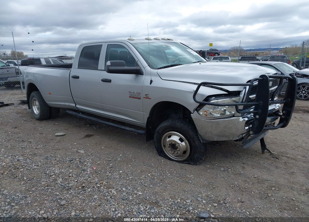2014 RAM 3500 TRADESMAN VIN: 3C63RRGL4EG161307