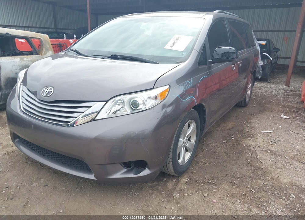 2015 TOYOTA SIENNA LE 8 PASSENGER VIN: 5TDKK3DC0FS607952