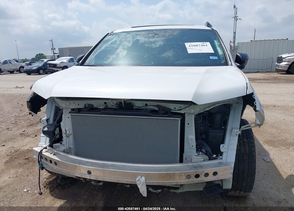 2023 HONDA PASSPORT VIN: 5FNYF8H62PB024269