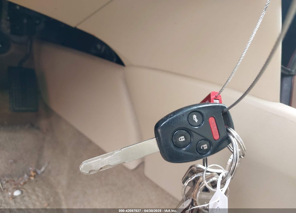 2011 HONDA ACCORD 2.4 SE VIN: 1HGCP2F6XBA088585