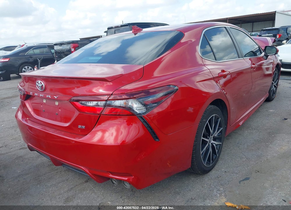 2021 TOYOTA CAMRY SE VIN: 4T1G11AK2MU417082