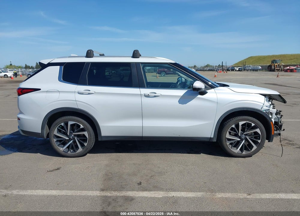 2022 MITSUBISHI OUTLANDER BLACK EDITION S-AWC/SE 2.5 S-AWC/SE LAUNCH EDITION S-AWC VIN: JA4J4UA80NZ038832