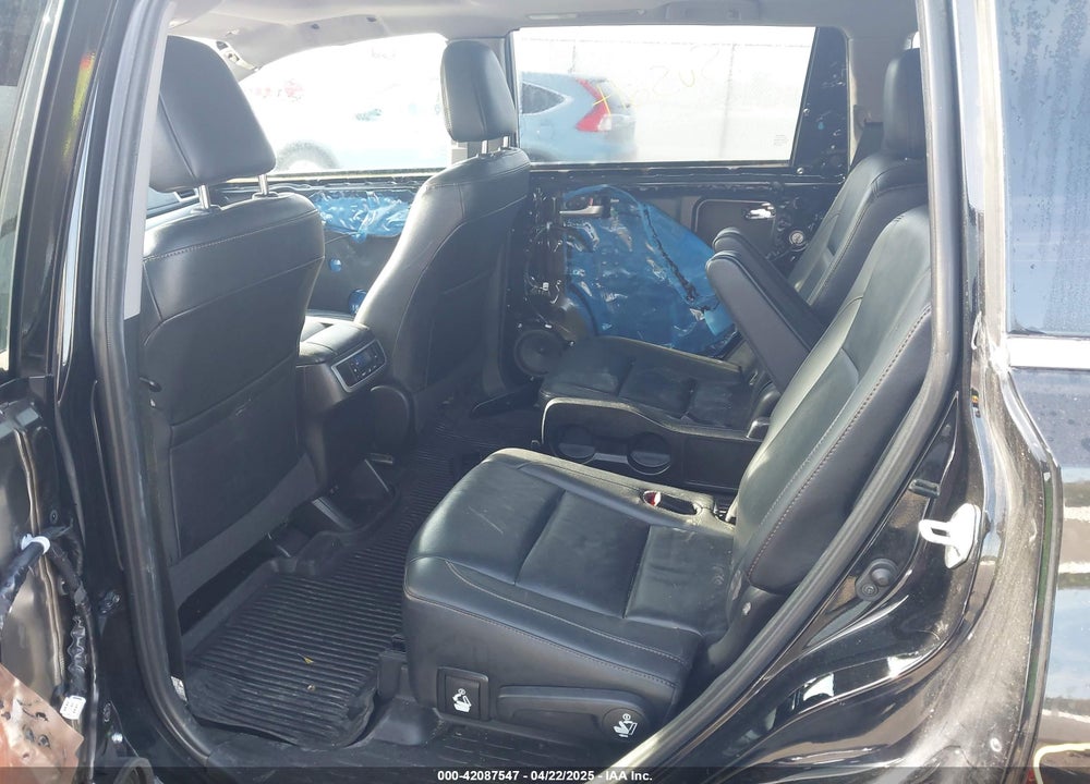 2019 TOYOTA HIGHLANDER VIN: 5TDJZRFH1KS567197