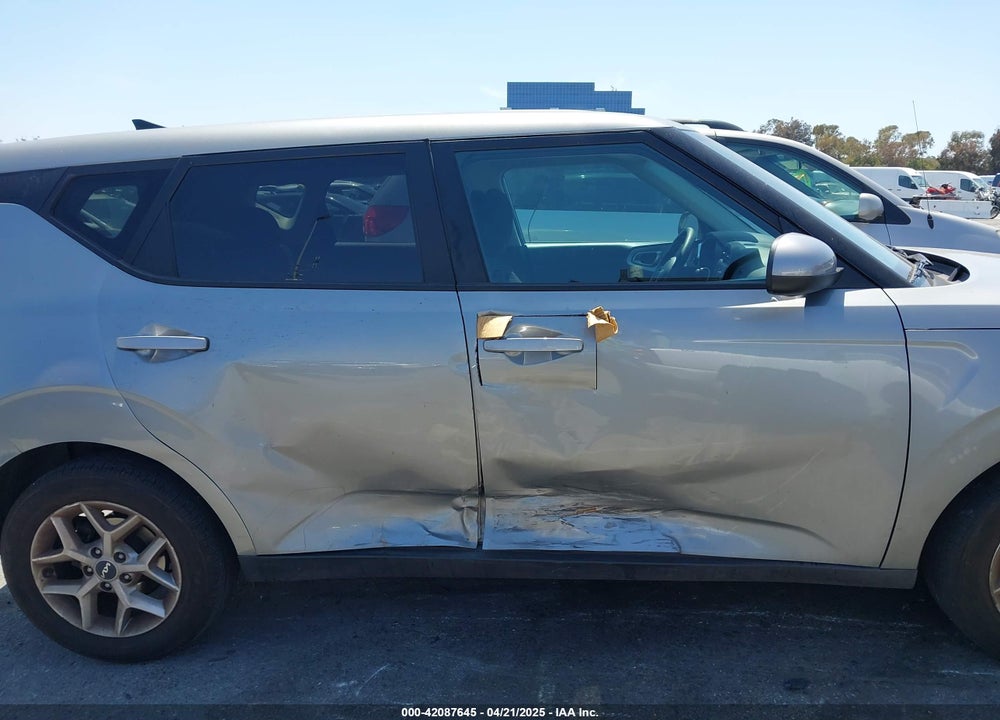 2023 KIA SOUL LX VIN: KNDJ23AU7P7888653