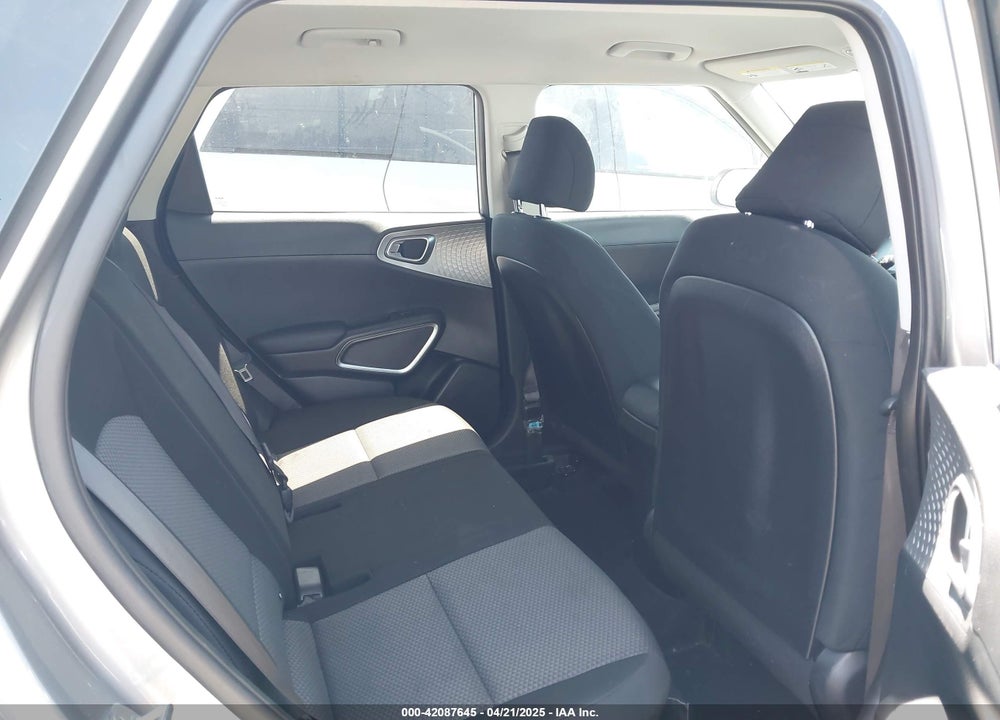 2023 KIA SOUL LX VIN: KNDJ23AU7P7888653
