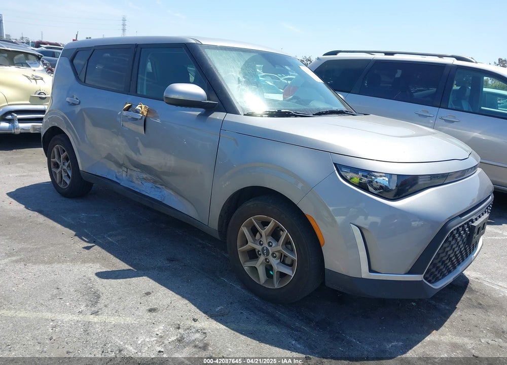 2023 KIA SOUL LX VIN: KNDJ23AU7P7888653