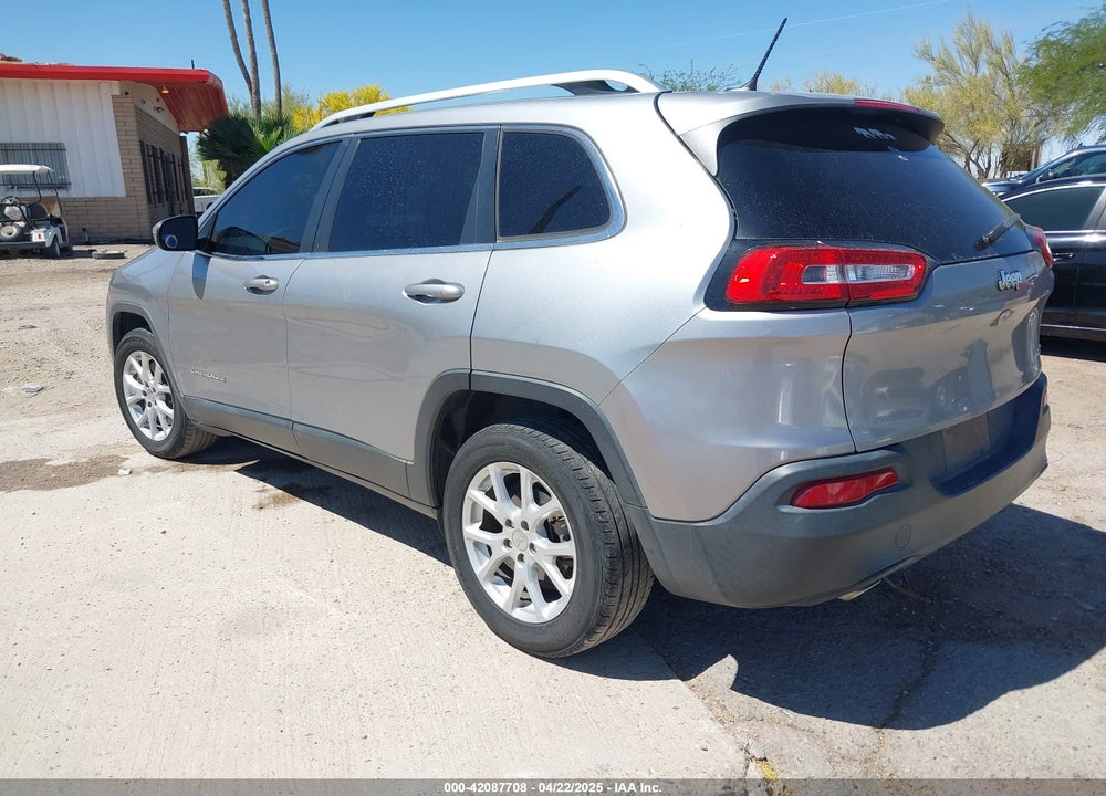 2017 JEEP CHEROKEE VIN: 1C4PJLCB3HW660925