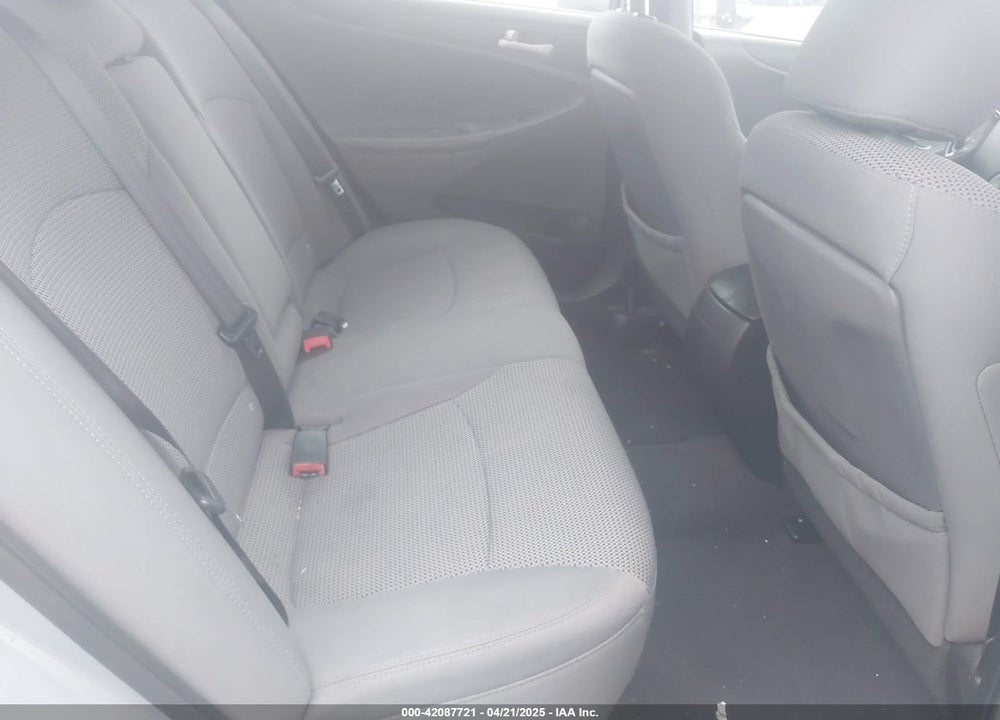 2012 HYUNDAI SONATA VIN: 5NPEB4AC1CH309371