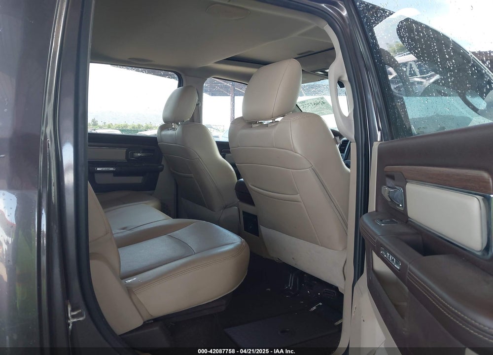 2017 RAM 1500 LAIE  4X4 5'7 BOX VIN: 1C6RR7NT7HS817210