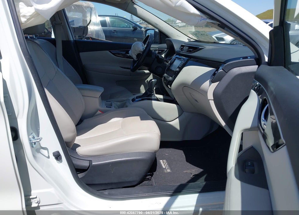 2018 NISSAN ROGUE SPORT SL VIN: JN1BJ1CP9JW102192