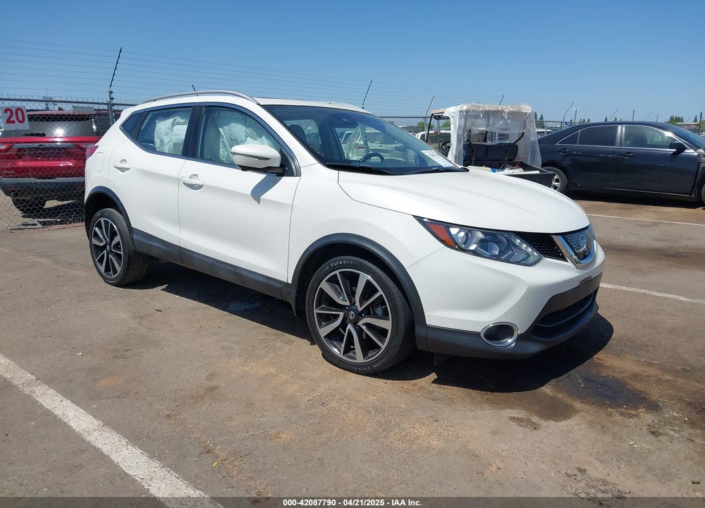 2018 NISSAN ROGUE SPORT SL VIN: JN1BJ1CP9JW102192