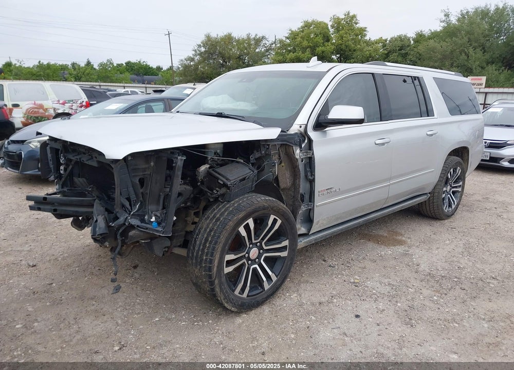 2015 GMC YUKON XL 1500 DENALI VIN: 1GKS1JKJ3FR592066