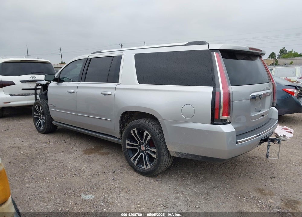 2015 GMC YUKON XL 1500 DENALI VIN: 1GKS1JKJ3FR592066