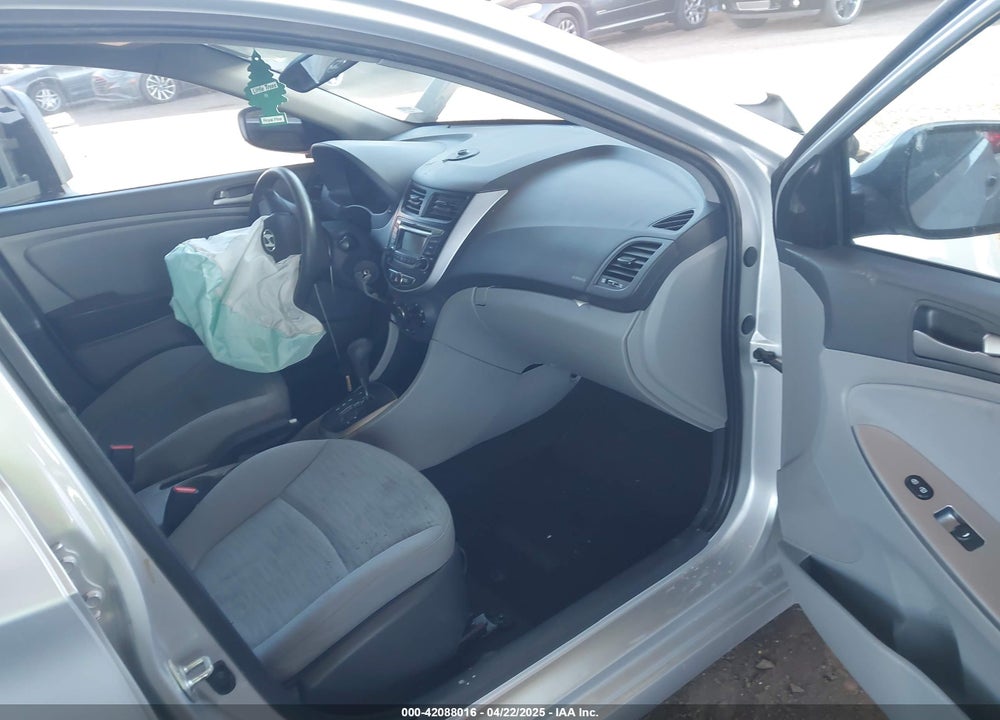 2017 HYUNDAI ACCENT SE VIN: KMHCT4AE5HU340167