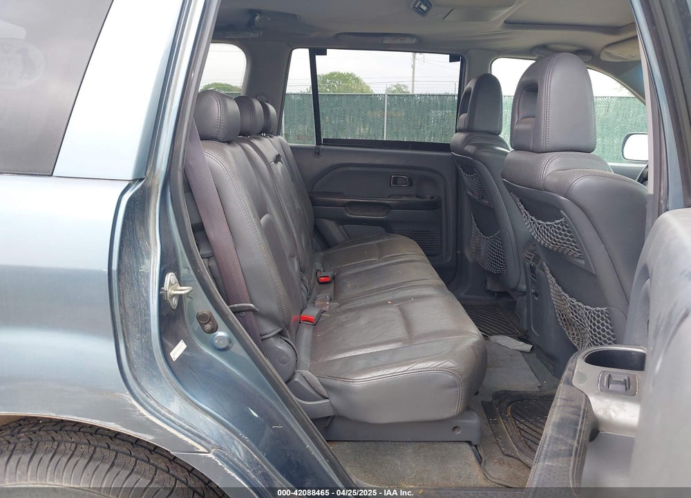 2005 HONDA PILOT EX-L VIN: 2HKYF18605H527479