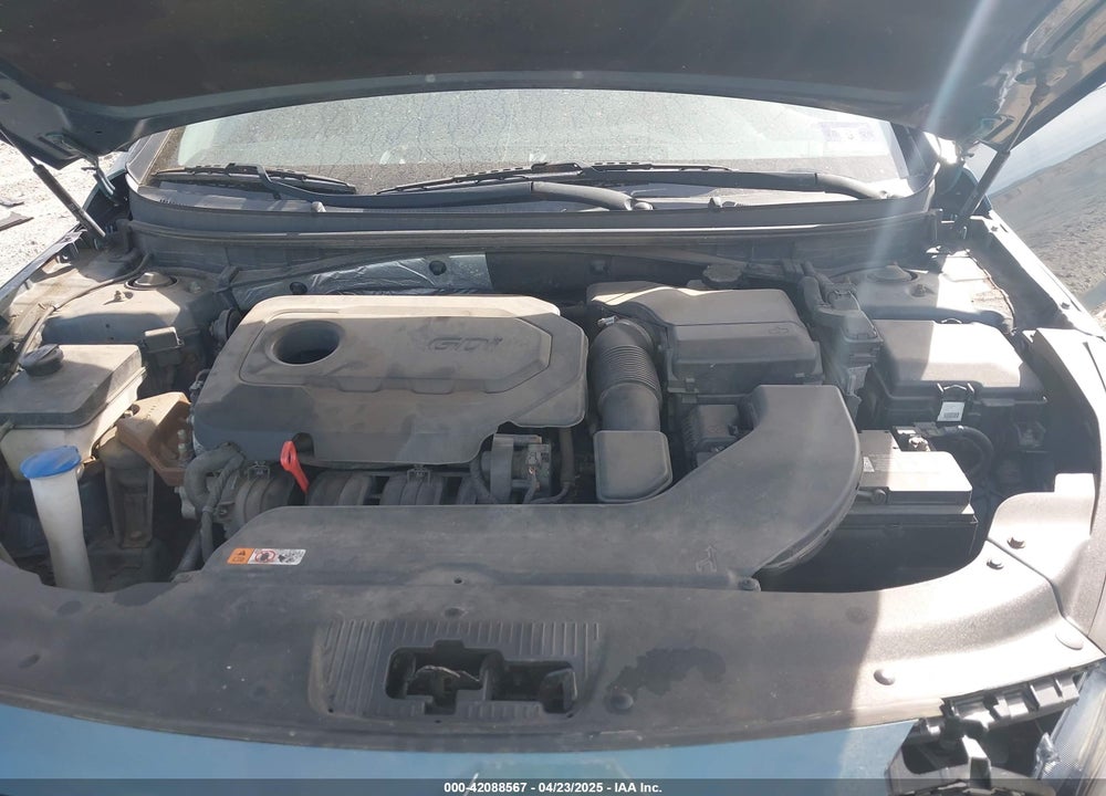 2015 HYUNDAI SONATA VIN: 5NPE34AF0FH085313