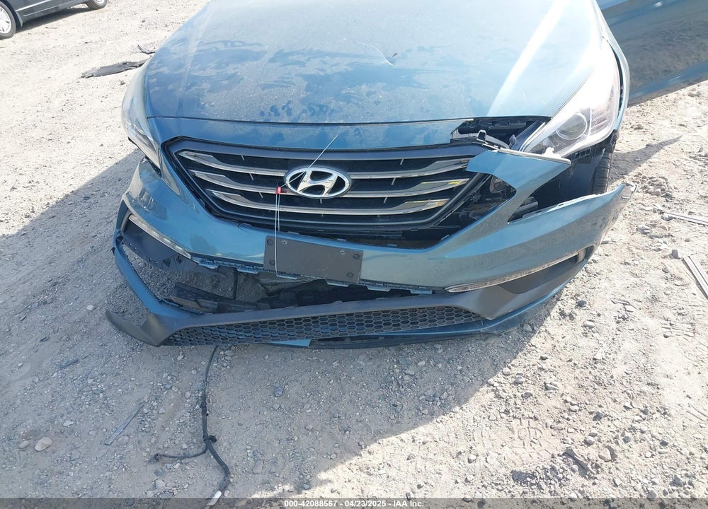 2015 HYUNDAI SONATA VIN: 5NPE34AF0FH085313