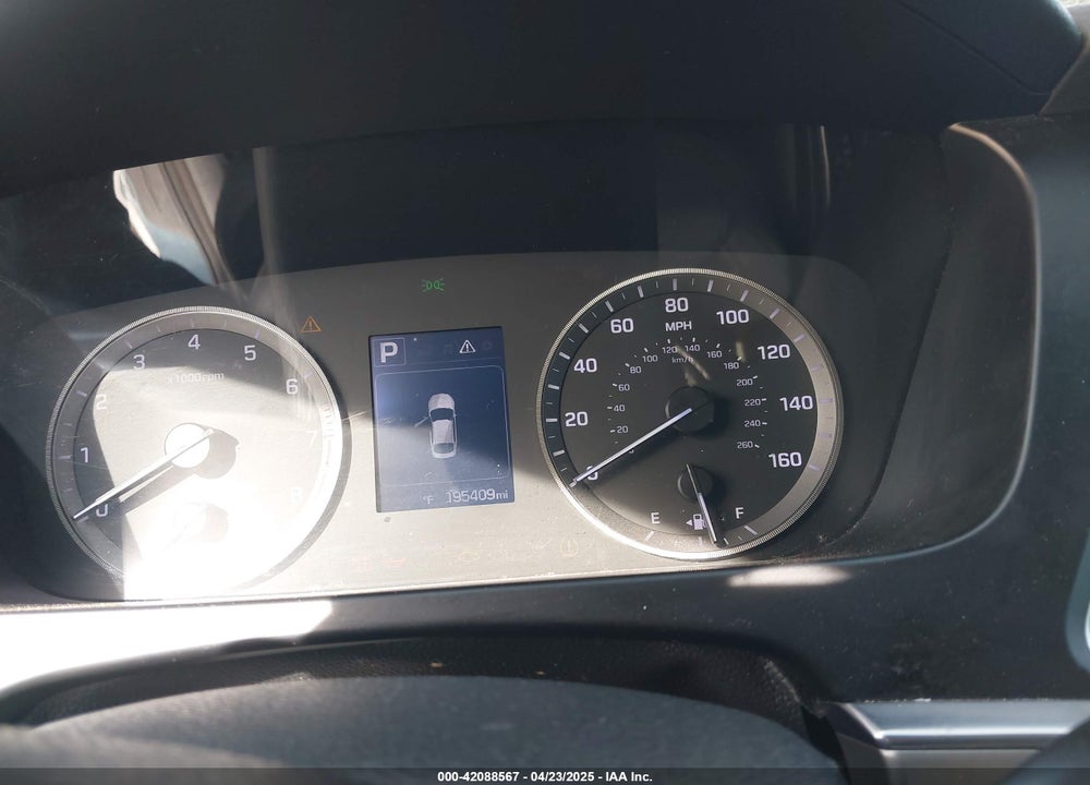 2015 HYUNDAI SONATA VIN: 5NPE34AF0FH085313