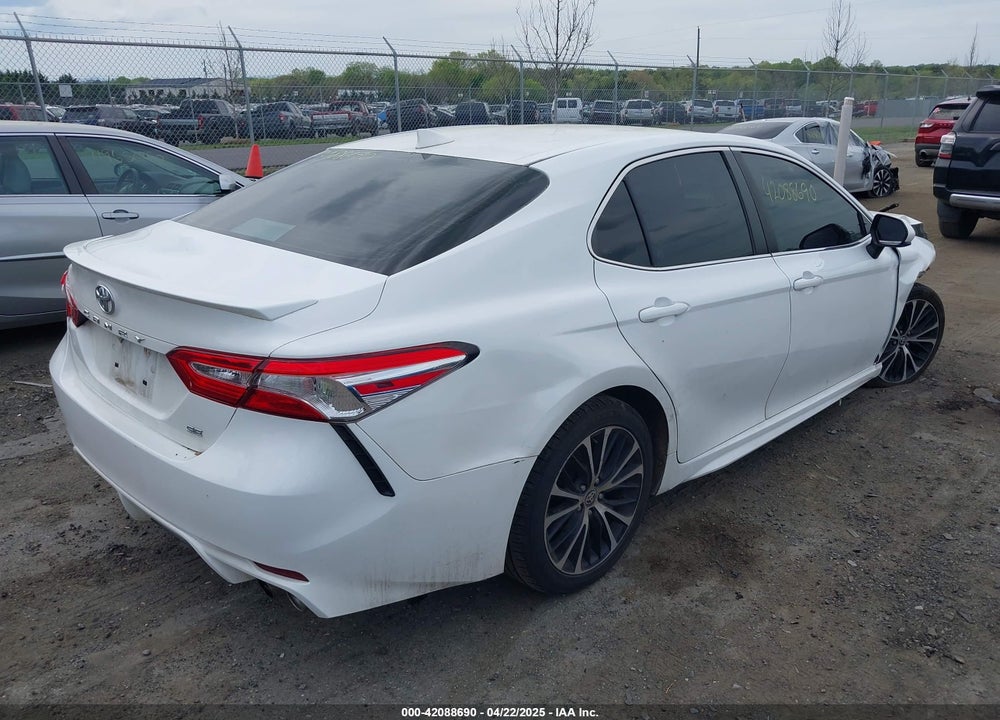 2020 TOYOTA CAMRY VIN: 4T1G11AK2LU359098