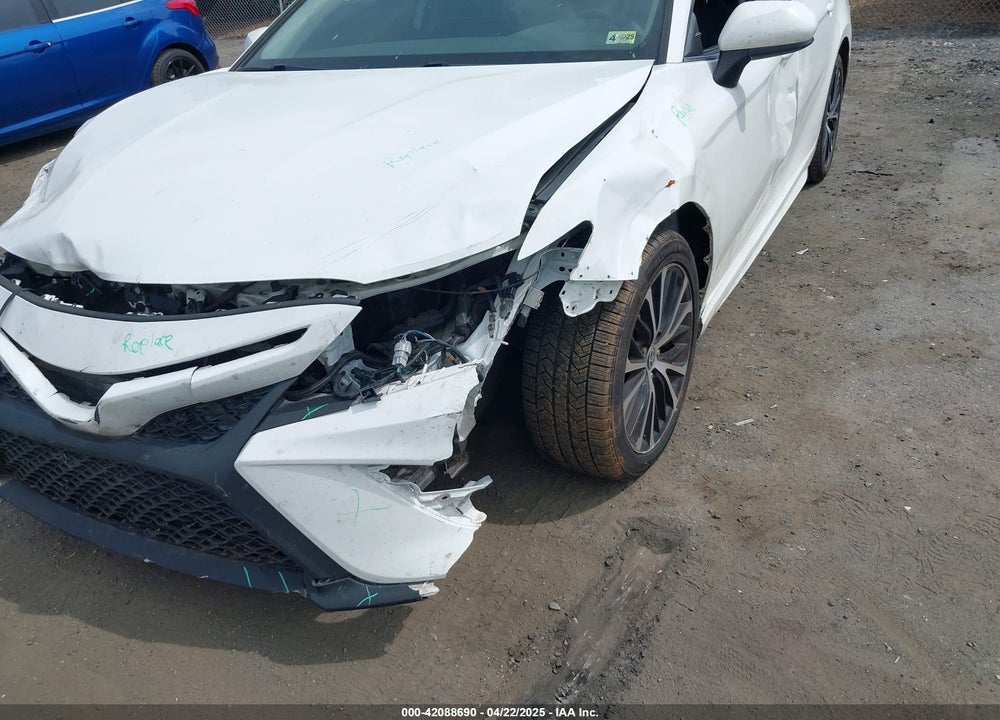 2020 TOYOTA CAMRY VIN: 4T1G11AK2LU359098