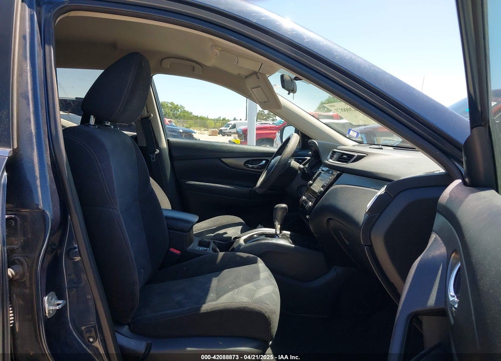 2015 NISSAN ROGUE VIN: 5N1AT2MT5FC784917